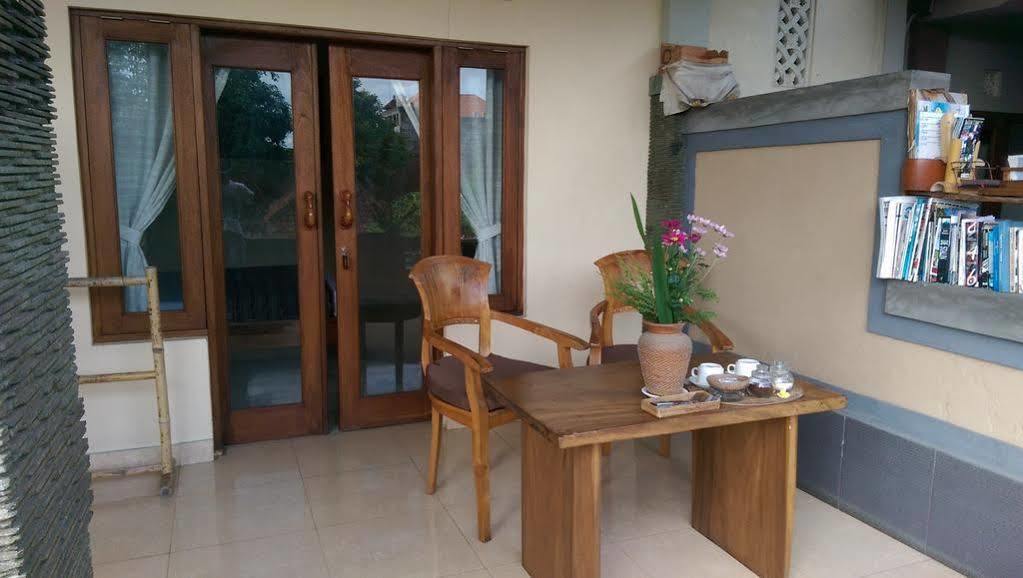 Adi House Homestay Ubud Extérieur photo