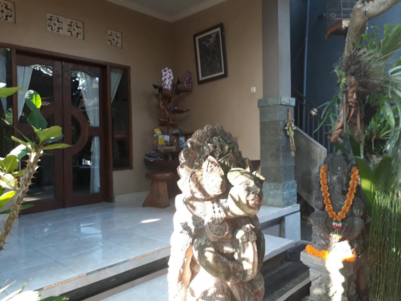 Adi House Homestay Ubud Extérieur photo