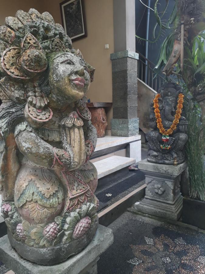 Adi House Homestay Ubud Extérieur photo