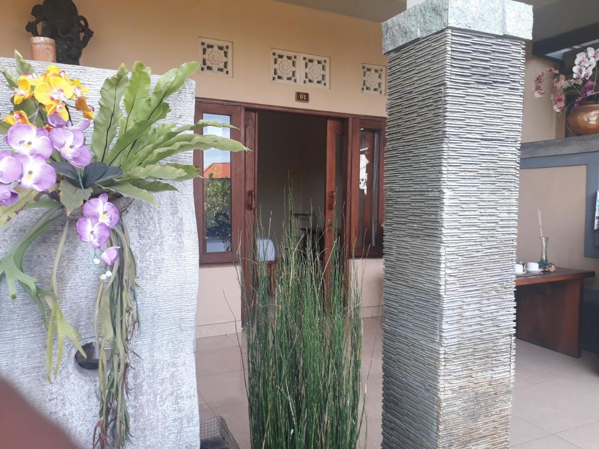 Adi House Homestay Ubud Extérieur photo